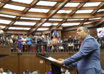 Con la UMSNH amor con amor se paga: JC Barragán