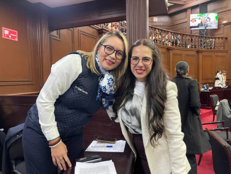 Giulianna Bugarini celebra Reforma a la UMSNH: Un compromiso con la educación pública
