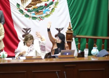 Respalda Vanhe Caratachea Reforma a la UMSNH