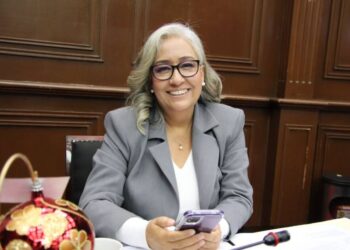 Emma Rivera celebra la aprobación de la reforma que garantiza la autonomía y estabilidad financiera de la UMSNH