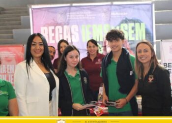 Impulsan educación y oportunidades con la Expo Universidades 2024 en Los Reyes