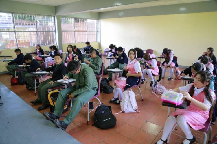 Últimos días para solicitar la beca Rita Cetina: SEE