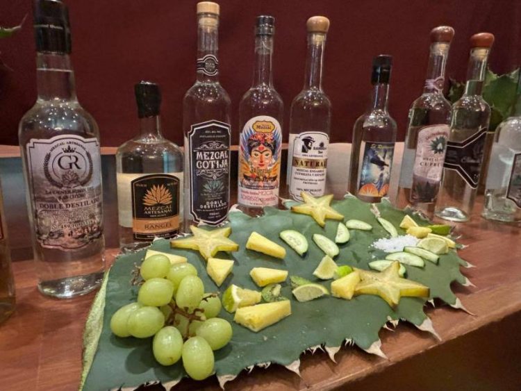 Etúcuaro te invita a disfrutar de su Festival del Mezcal durante 3 días de fiesta