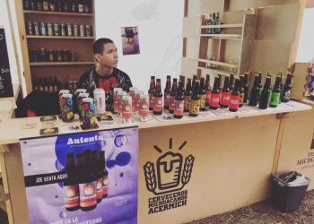 CERVECEROS MICHOACANOS (ACERMICH), CIERRAN AÑO CON MAGNO EVENTO NAVIDEÑO EN PLAZA DE LA PAZ