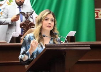 Propone Diputada Brissa Arroyo eliminar periodo de receso legislativo