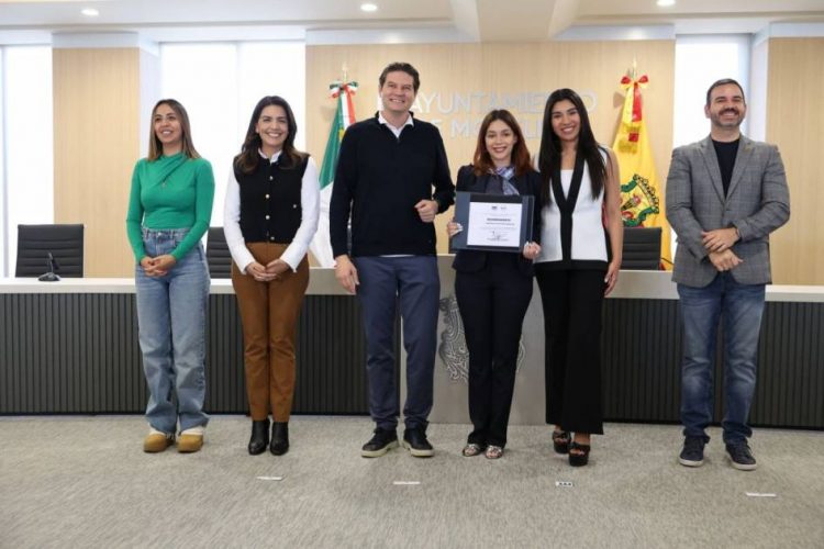 Queremos a los jóvenes activos y presentes: Alfonso Martínez