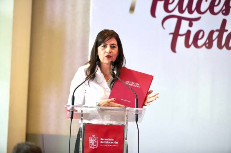 Hay proyecto educativo en Michoacán y se alista un 2025 con grandes acciones: SEE