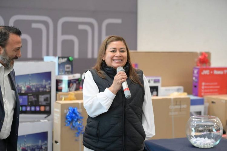 Congreso de Michoacán reconoce a periodistas por su labor en la 76 Legislatura