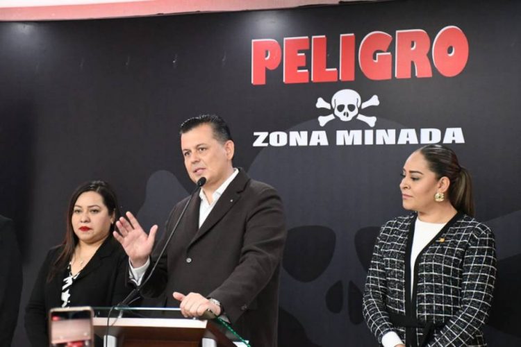 Llama Memo Valencia a cuidar a los militares en Michoacán que es una zona minada