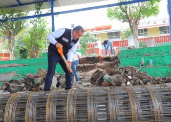 Se transformaron más de 800 instituciones educativas en Morelia con el programa Échale una Mano a las Escuelas: JC Barragán