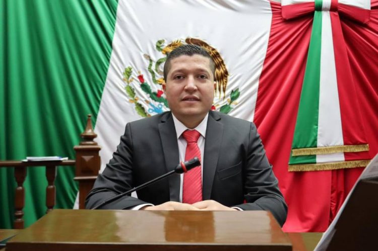 Obras para el Distrito XIX en 2025 son eje del desarrollo: Vicente Gómez Núñez