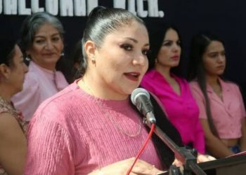 Se deslinda Anabel Ávila, presidenta de Coalcomán, de los señalamientos en su contra 