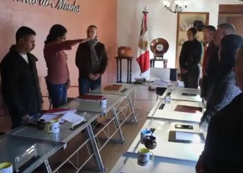 Realiza Julio César Conejo Alejos toma de protesta de la nueva síndica municipal suplente en Morelos