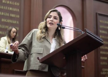 Reconoce diputada Brissa Arroyo cumplimiento de 3 de 3 contra la violencia de aspirantes al Poder Judicial