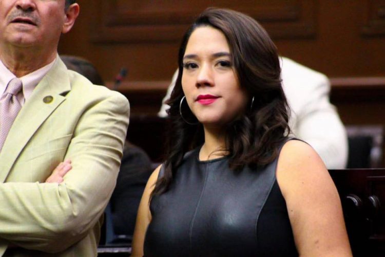 Luchar contra la depresión, tarea de todas y todos: Xóchitl Ruiz González