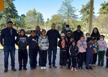 Ayuntamiento de Morelos continúa con la entrega de apoyos al sector educativo: Julio César Conejo