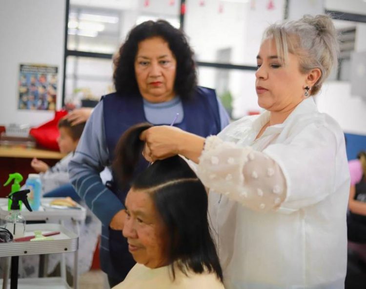 DIF Morelia impulsa a las mujeres y fortalece a las familias con talleres de CECADES