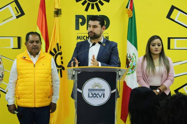 “Aquí estaremos” con medidas en apoyo a migrantes michoacanos; anuncia Octavio Ocampo