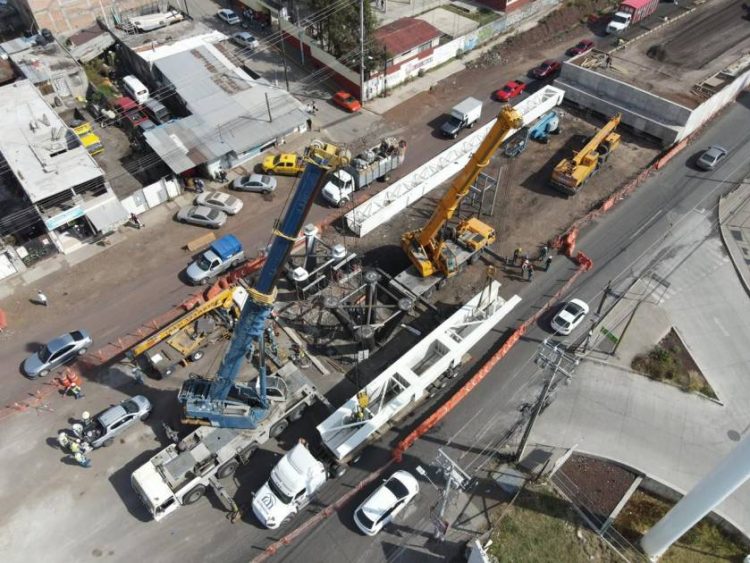 El puente vehicular de Villas del Pedregal con 73 % de avance fisico