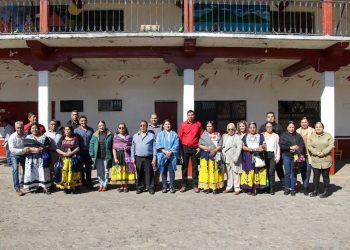 Fortalece Alma Mireya González lazos con la Comunidad Indígena de San Andrés Tziróndaro