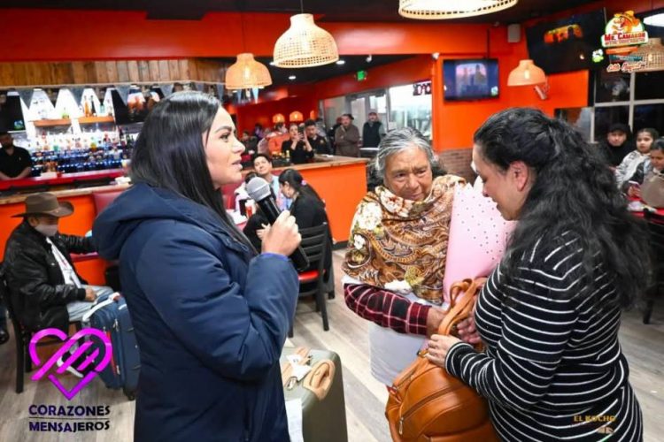 Adultos mayores se reencuentran con sus familiares en Washington con el apoyo de la Senadora Araceli Saucedo