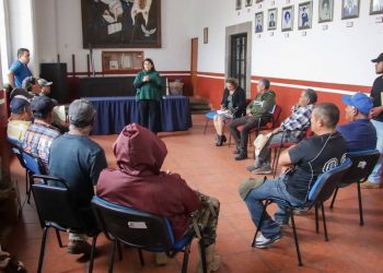 Escucha Alma Mireya González sentir de los pescadores de Quiroga