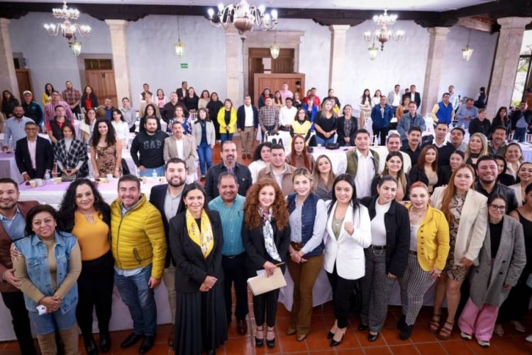 Desde todas las trincheras se debe cerrar paso a la violencia contra las mujeres: Araceli Saucedo