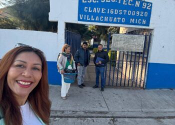 Brigada Verde de Puruándiro lleva jornada de concientización sobre adicciones a jóvenes de Villachuato