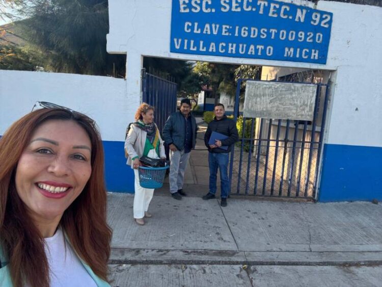 Brigada Verde de Puruándiro lleva jornada de concientización sobre adicciones a jóvenes de Villachuato