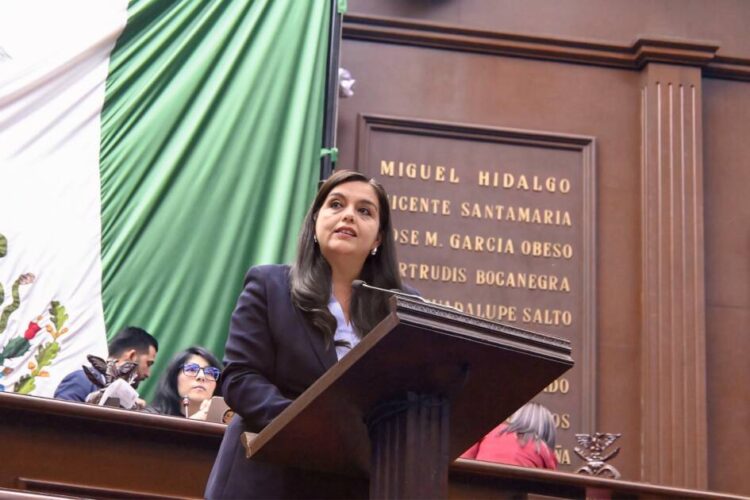 Exhorta diputada Tere Herrera a Ejecutivo estatal a establecer plan emergente migratorio en Michoacán