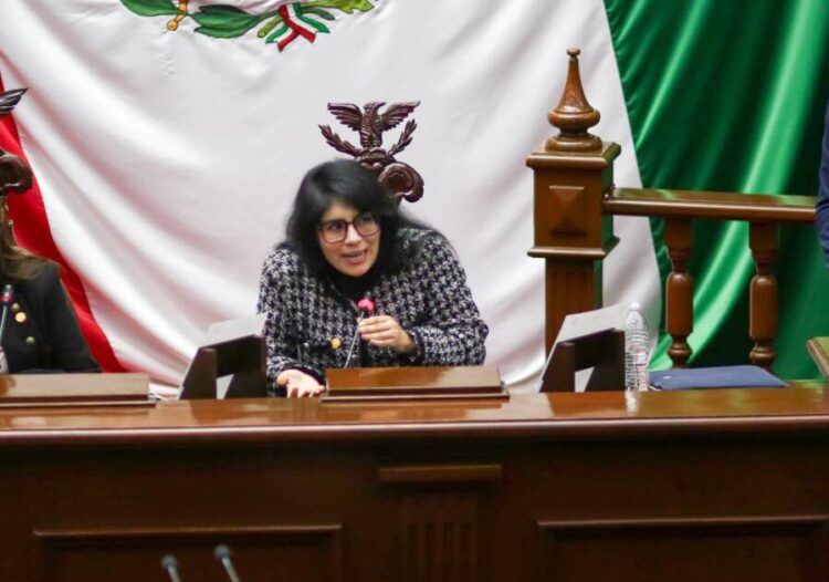 A modo la lista de candidatos para el PJ: Vanhe Caratachea