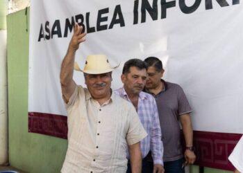 Se refrenda Morón como senador de territorio; inicia recorridos municipales