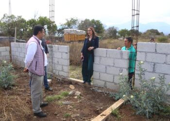 Vamos por la construcción y equipamiento de aulas en TEBAM Tiripetío: Nalleli Pedraza