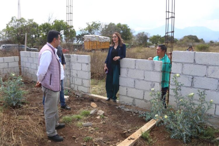 Vamos por la construcción y equipamiento de aulas en TEBAM Tiripetío: Nalleli Pedraza