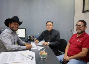 Para impulsar la generación de empleos y trabajo comunitario firman convenio de colaboración Conalep y Ayuntamiento de Los Reyes