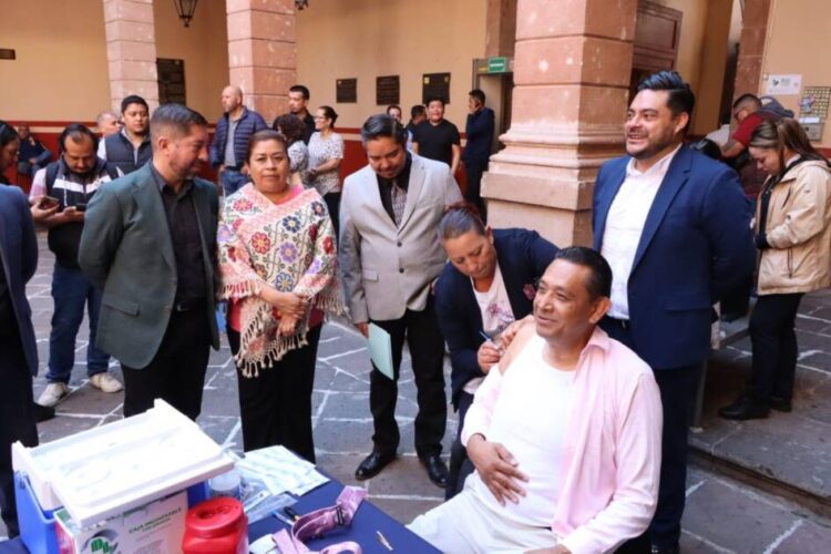 Impulsa Congreso del Estado, AMIPAC e IMSS Bienestar seguridad social para periodistas en Michoacán