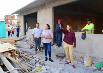 Se compromete Nalleli Pedraza a gestionar equipamiento para el Telebachillerato Arko San Antonio