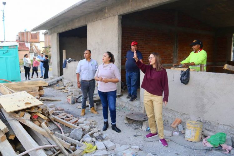 Se compromete Nalleli Pedraza a gestionar equipamiento para el Telebachillerato Arko San Antonio