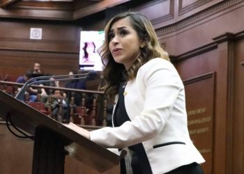 Grecia Aguilar propone reforma para garantizar en Michoacán el respeto a los derechos a la cultura, usos y costumbres