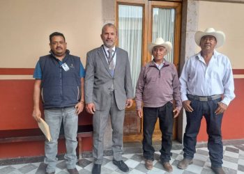 Recibe la Diputada Sandra Garibay a ejidatarios de San Martín para atender solicitud de obra pública