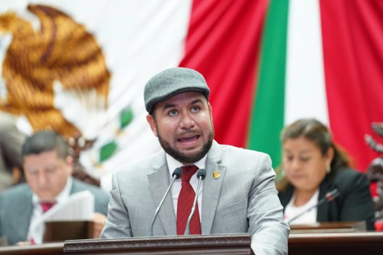 Plantea Reyes Galindo que rastros municipales sean operados por médicos veterinarios titulados