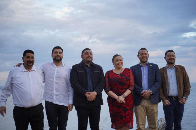 Octavio Ocampo celebra la biodiversidad de Michoacán en el 14º Festival Biocultural del Pelícano Borregón