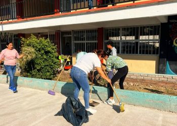 Jornada de limpieza, llega a la colonia Ejidal Isaac Arriaga con gran participación ciudadana