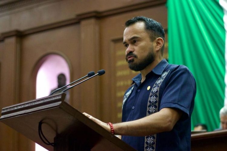 Exige Hugo Rangel transparencia y austeridad en la UMSNH