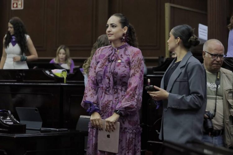 Impulsa Sandra Arreola Ruiz acciones para garantizar el derecho a la pensión alimenticia