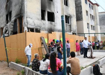 En el olvido víctimas de la explosión en un conjunto habitacional en Lázaro Cárdenas