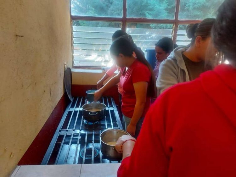 Impulsa Ayuntamiento de Morelos el autoempleo con curso de cocina en Zarate