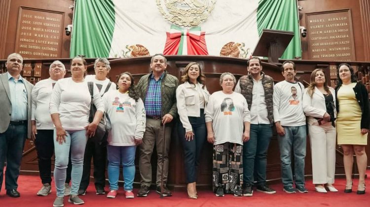 La lucha de las madres buscadoras nos recuerda que la verdad y la memoria son el camino hacia un país más justo: Víctor Manríquez