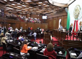 Avala Congreso diez Glosas del Tercer Informe de Gobierno