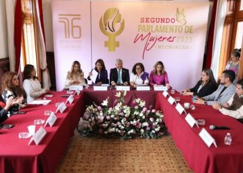 Al iniciar trabajos del Segundo Parlamento de Mujeres, 76 Legislatura reconoció el valor de las mujeres en la vida política de Michoacán